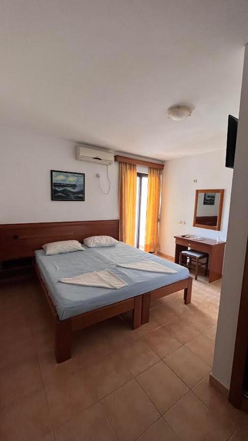 Buzuku House Hotel Улцин Екстериор снимка