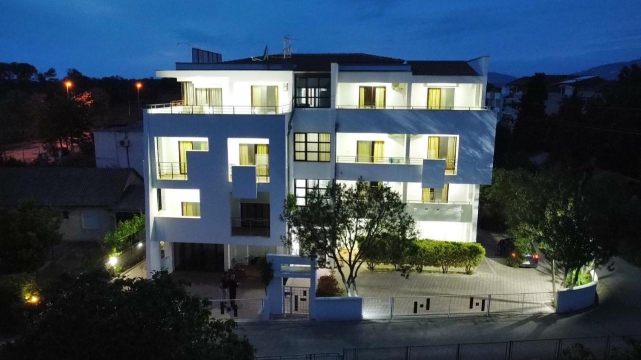 Buzuku House Hotel Улцин Екстериор снимка