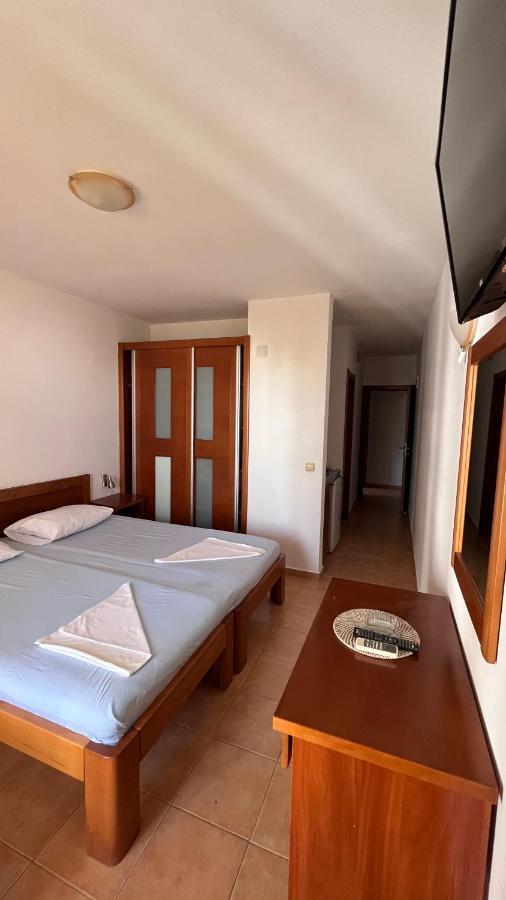 Buzuku House Hotel Улцин Екстериор снимка