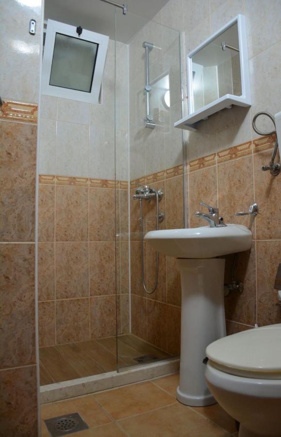 Buzuku House Hotel Улцин Екстериор снимка